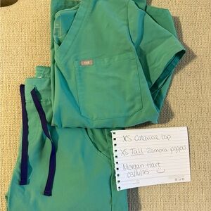 Figs Oasis Surgical Green Scrub Set